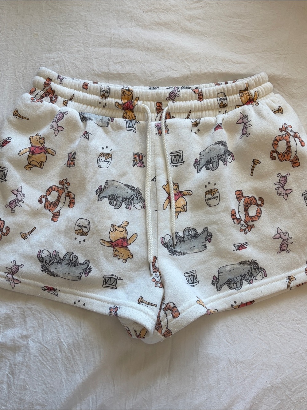 White Winnie the Pooh Print Drawstring Shorts